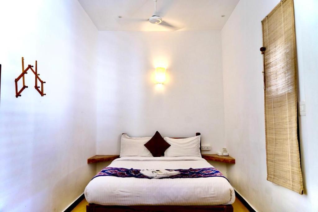 French Rivera Guest House Pondicherry Eksteriør bilde